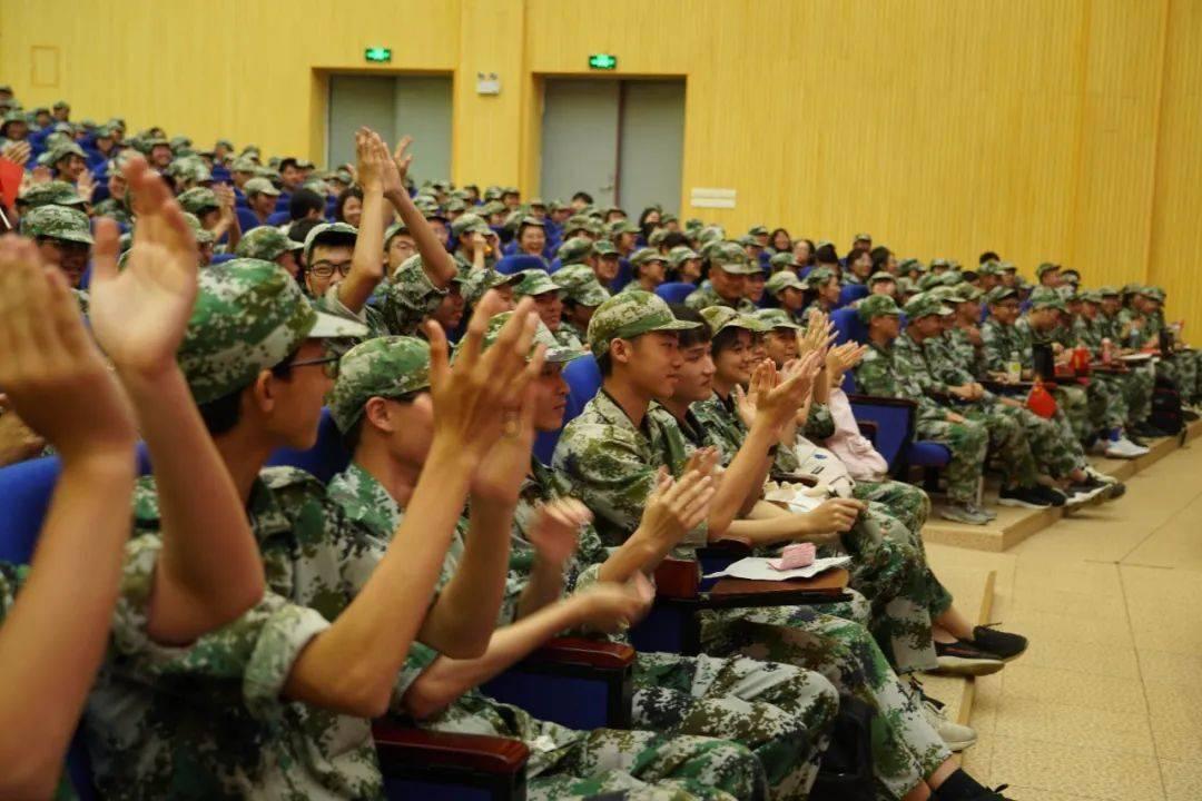 利和兴(301013.SZ)发预亏,预计2023年度净亏损3200万元至4500万元